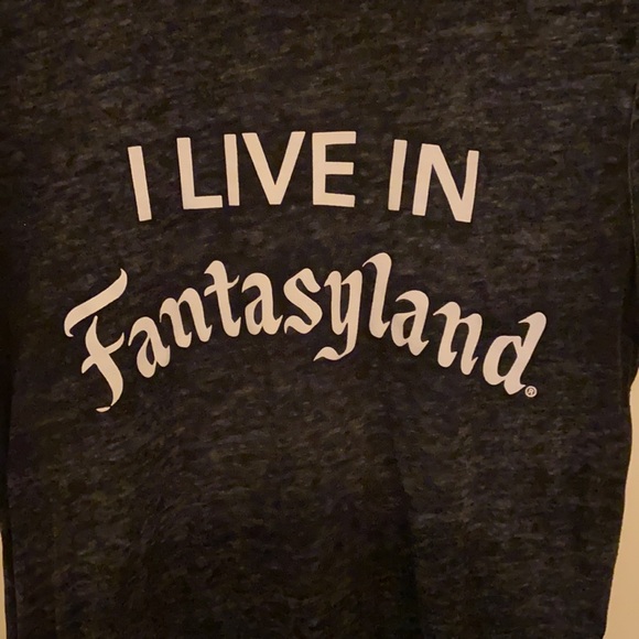 Disney Parks I live in fantasy land T-shirt - Picture 2 of 7